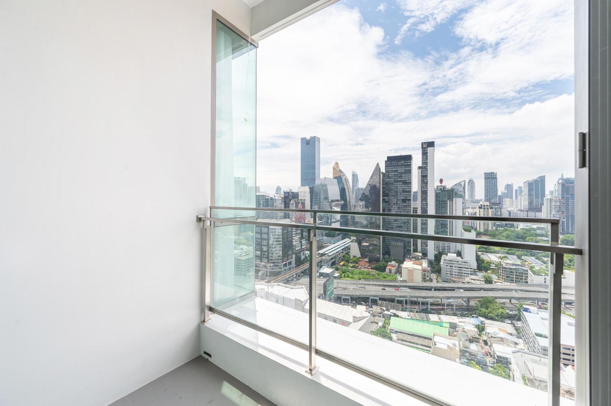 The Rich Residence Sukhumvit Nana Bangkok Ngoại thất bức ảnh
